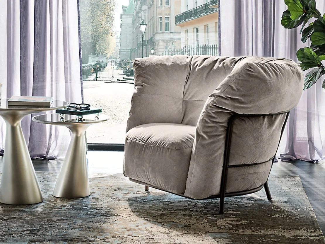 Poltroncina in tessuto Margaret di Cattelan Italia