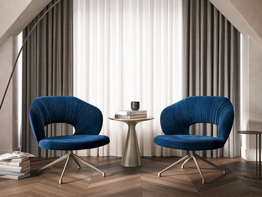 Miranda Lounge