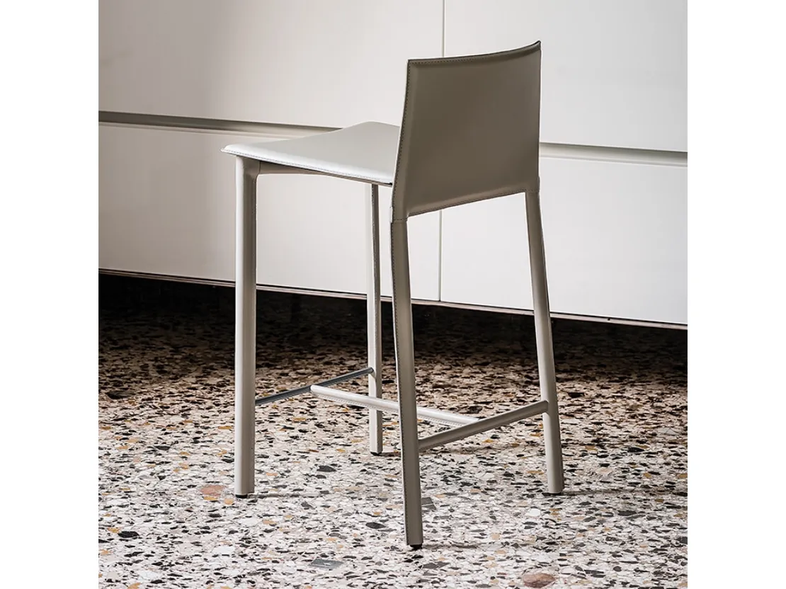 Sgabello in cuoio Cliff di Cattelan Italia